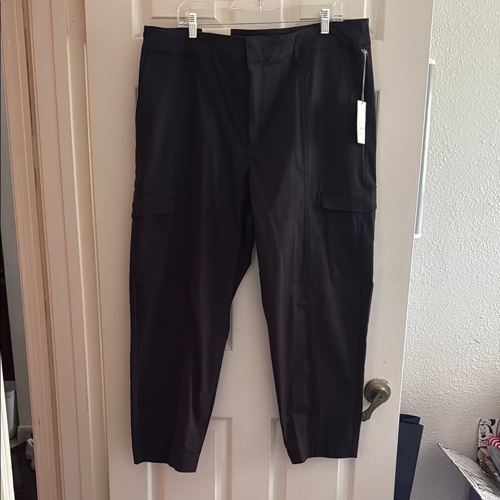 A New Day Women's Black Cargo Pants